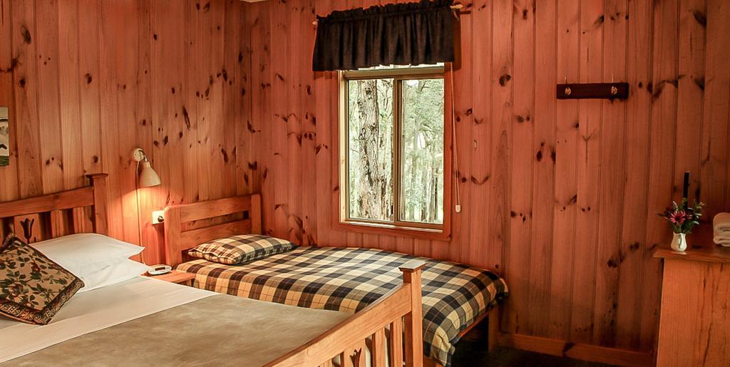 Balingup Heights Hilltop Forest Cottages Kamer foto